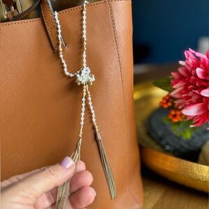 Banana Republic | Beaded lariat necklace
